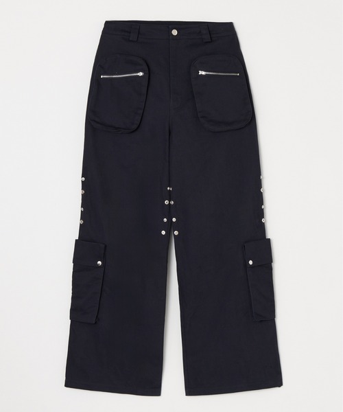 BEEDEN(ビーデン)の「DETACHABLE POCKET TUCK STRAIGHT PANTS(カーゴパンツ・レディース・ネイビー・SMALL)」の4枚目の写真