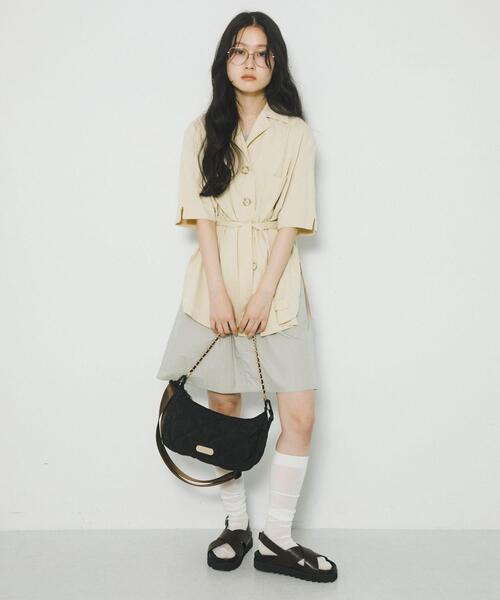 RODE SKO(ロデスコ)の「『別注』OUTDOOR PRODUCTS×hun RODESKO QuiltingChainBag(ハンドバッグ・レディース・ブラック/ベージュ・-)」の16枚目の写真