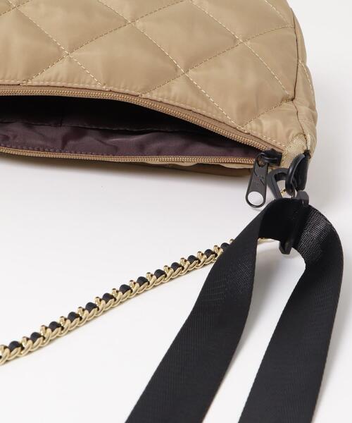 RODE SKO(ロデスコ)の「『別注』OUTDOOR PRODUCTS×hun RODESKO QuiltingChainBag(ハンドバッグ・レディース・ブラック/ベージュ・-)」の8枚目の写真