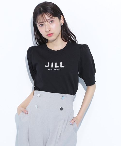 JILL by JILL STUART(ジルバイジルスチュアート)の「パールミニロゴパフスリーブニットトップス(ニット/セーター・レディース・ラベンダー/ブラック/ホワイト/イエロー・FREE)」の11枚目の写真