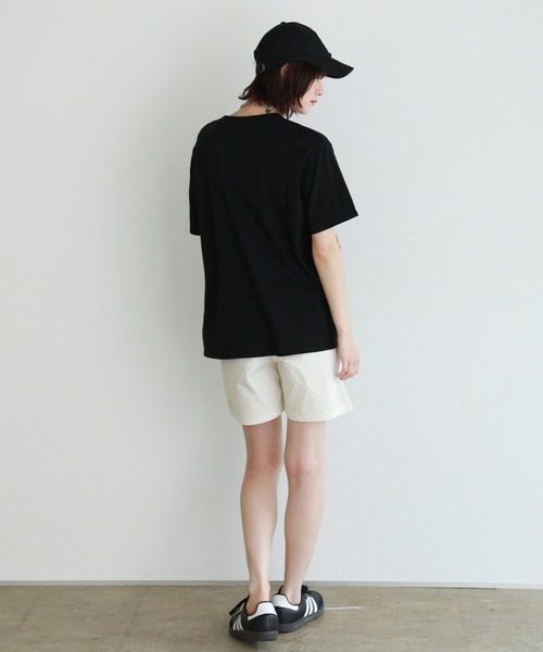 shetila(シェティラ)の「Ice cream photoプリント コットン100%Tシャツ(Tシャツ/カットソー・レディース・ブラック/オフホワイト・F)」の17枚目の写真