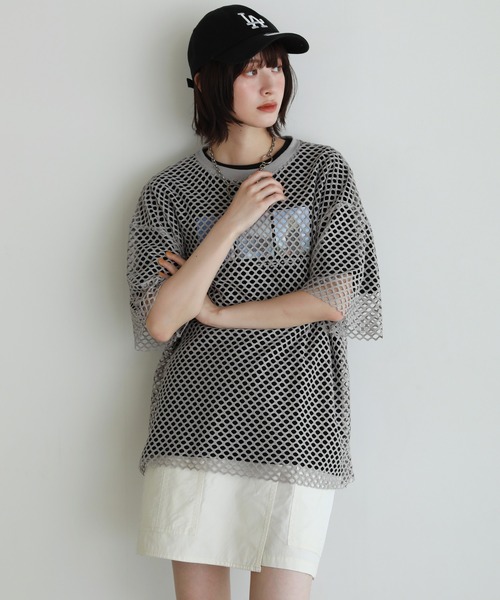shetila(シェティラ)の「Ice cream photoプリント コットン100%Tシャツ(Tシャツ/カットソー・レディース・ブラック/オフホワイト・F)」の18枚目の写真