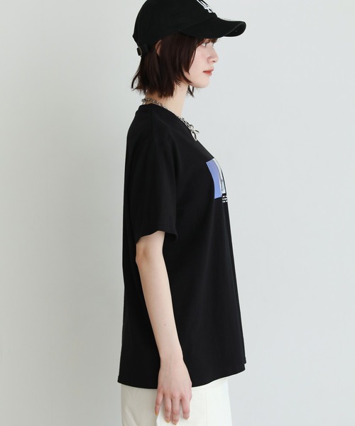 shetila(シェティラ)の「Ice cream photoプリント コットン100%Tシャツ(Tシャツ/カットソー・レディース・ブラック/オフホワイト・F)」の12枚目の写真