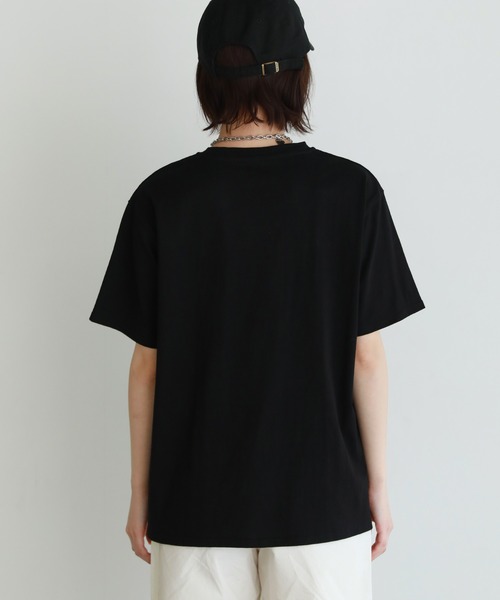 shetila(シェティラ)の「Ice cream photoプリント コットン100%Tシャツ(Tシャツ/カットソー・レディース・ブラック/オフホワイト・F)」の13枚目の写真