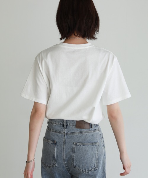shetila(シェティラ)の「Ice cream photoプリント コットン100%Tシャツ(Tシャツ/カットソー・レディース・ブラック/オフホワイト・F)」の11枚目の写真