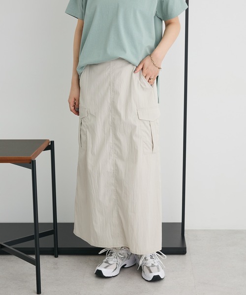 CRAFT STANDARD BOUTIQUE(クラフトスタンダードブティック)の「カーゴスカート(スカート・レディース・アイボリー/チャコールグレー/テラコッタ・FREE)」の2枚目の写真