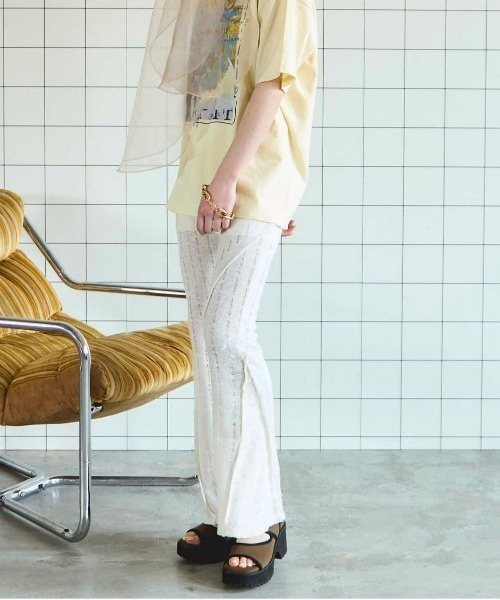 MAISON SPECIAL(メゾンスペシャル)の「Multi Fabric Easy Flare Pants/マルチファブリックイージーフレアパンツ(その他パンツ・レディース・ホワイト/ブラック・36/38)」の8枚目の写真
