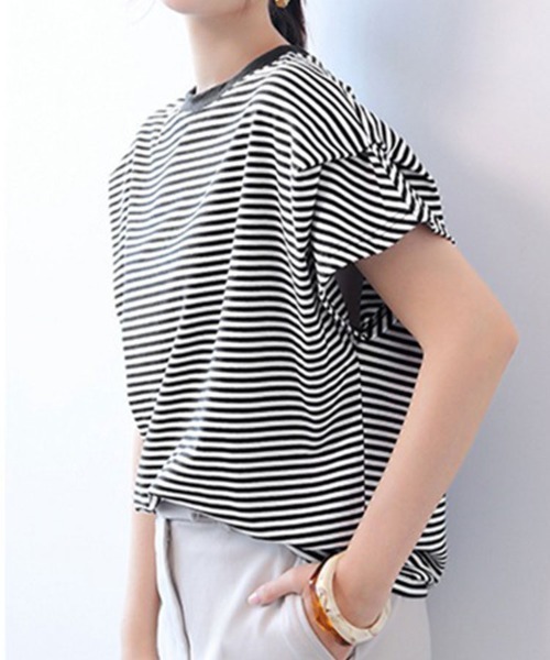 SallyLunn(サリーラン)の「UVカット半袖トップス(Tシャツ/カットソー・レディース・ブラック/ホワイト/ブラック×ホワイト/ネイビー×ホワイト・FREE)」の17枚目の写真