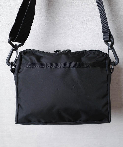 FREDRIK PACKERS(フレドリックパッカーズ)の「【FREDRIK PACKERS】ACCORD SHOULDER BAG <S> アコード ショルダーバッグ Sサイズ(ショルダーバッグ・レディース・ブラック/ベージュ・SMALL)」の16枚目の写真