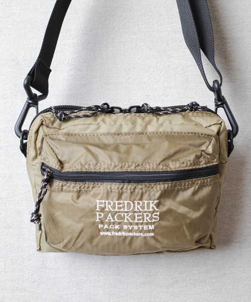 FREDRIK PACKERS(フレドリックパッカーズ)の「【FREDRIK PACKERS】ACCORD SHOULDER BAG <S> アコード ショルダーバッグ Sサイズ(ショルダーバッグ・レディース・ブラック/ベージュ・SMALL)」の22枚目の写真