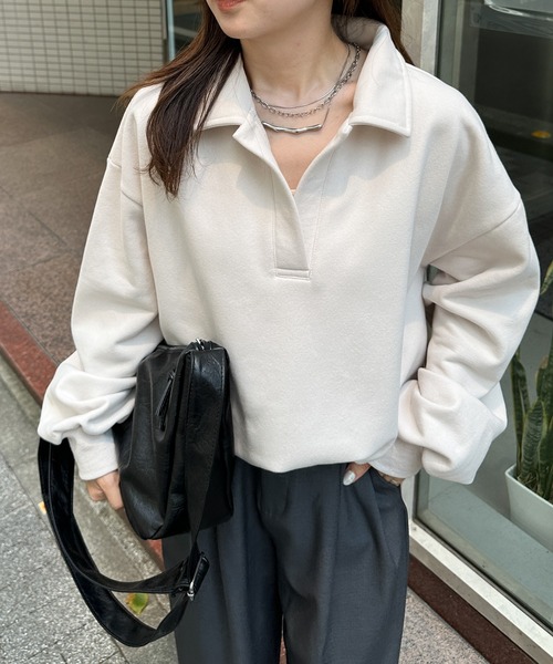 RANAN（ラナン）の「裏起毛ポロ襟オーバーサイズスウェット（スウェット・レディース・アイボリー/ブラック/グレー/イエロー・M-L/L-XL）」の2枚目の写真