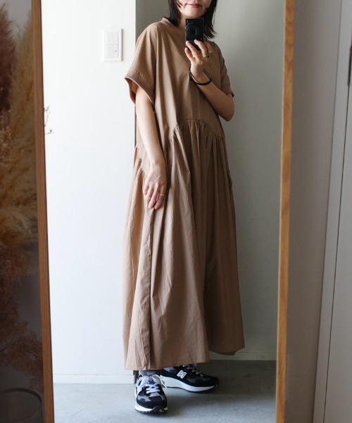 ONEP STAR(ワンピスター)の「Aラインシンプルロングワンピース(ワンピース・レディース・ブラック/カーキ/ベージュ/ライトブラウン・FREE)」の17枚目の写真