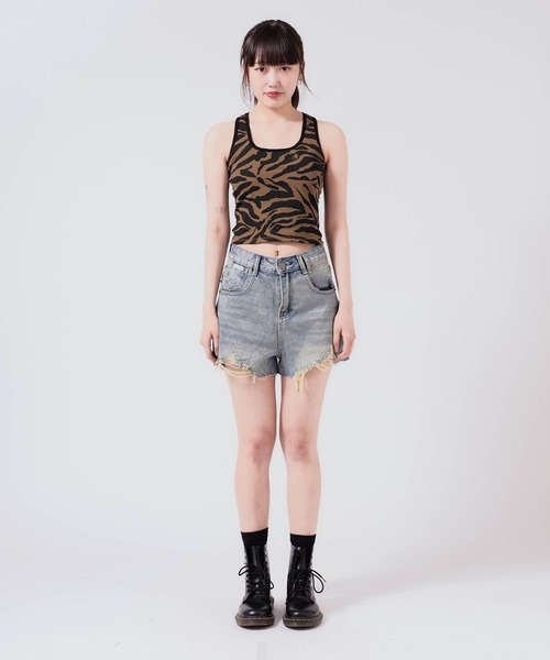 Chick（チック）の「Greco tank top with all-over pattern / 総柄 グレコタンクトップ（タンクトップ・レディース・ゼブラ/ホワイト系/レオパード/カモフラージュ・FREE）」の7枚目の写真