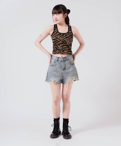 Chick（チック）の「Greco tank top with all-over pattern / 総柄 グレコタンクトップ（タンクトップ・レディース・ゼブラ/ホワイト系/レオパード/カモフラージュ・FREE）」の8枚目の写真