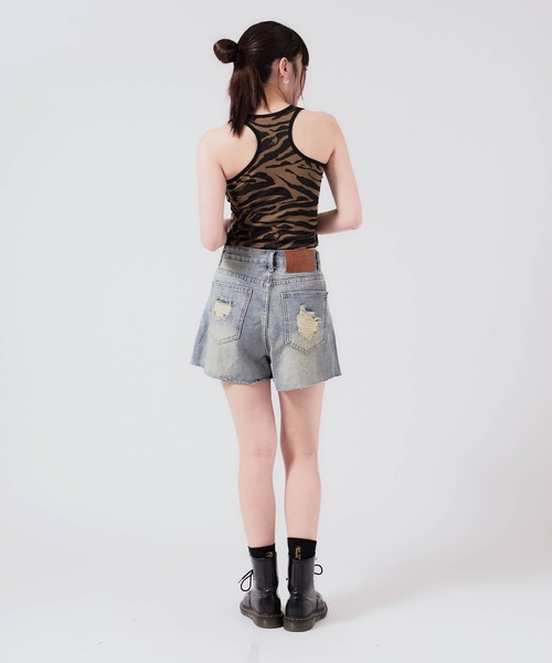 Chick（チック）の「Greco tank top with all-over pattern / 総柄 グレコタンクトップ（タンクトップ・レディース・ゼブラ/ホワイト系/レオパード/カモフラージュ・FREE）」の9枚目の写真