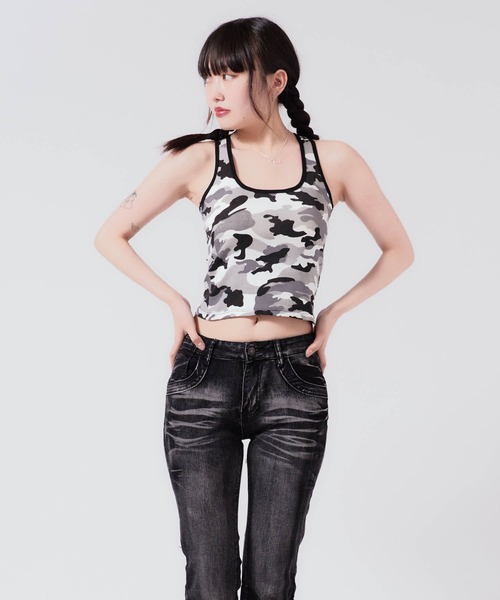 Chick（チック）の「Greco tank top with all-over pattern / 総柄 グレコタンクトップ（タンクトップ・レディース・ゼブラ/ホワイト系/レオパード/カモフラージュ・FREE）」の17枚目の写真