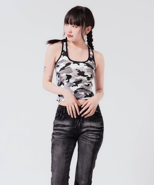 Chick（チック）の「Greco tank top with all-over pattern / 総柄 グレコタンクトップ（タンクトップ・レディース・ゼブラ/ホワイト系/レオパード/カモフラージュ・FREE）」の18枚目の写真