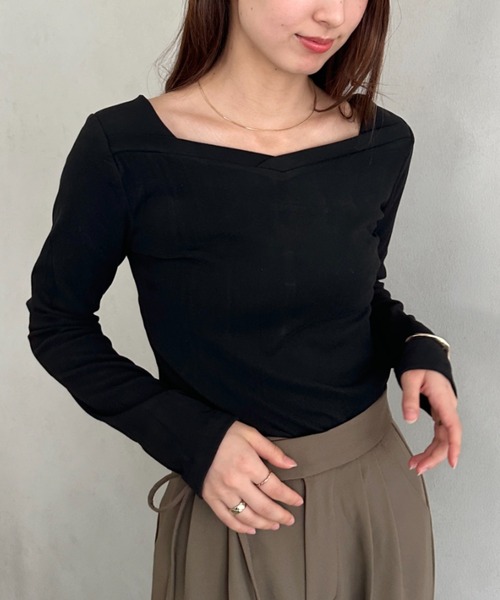 MYMOOD.(マイムード)の「アンバランスネックデザイントップス(Tシャツ/カットソー・レディース・ブラック/ブラウン/ホワイト・FREE)」の17枚目の写真