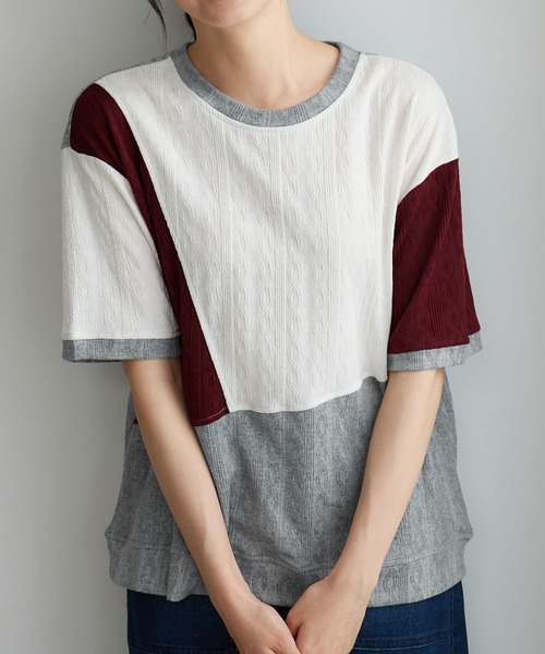 BELLUNA PLUS(ベルーナ)の「ミニケーブル柄パッチワーク風プルオーバー(Tシャツ/カットソー・レディース・ブラウン/ワイン/グレー・X-LARGE/LARGE/MEDIUM)」の3枚目の写真