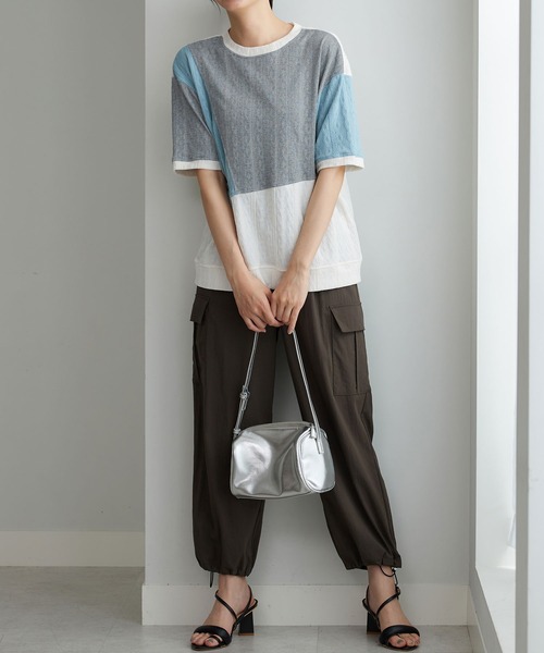 BELLUNA PLUS(ベルーナ)の「ミニケーブル柄パッチワーク風プルオーバー(Tシャツ/カットソー・レディース・ブラウン/ワイン/グレー・X-LARGE/LARGE/MEDIUM)」の4枚目の写真