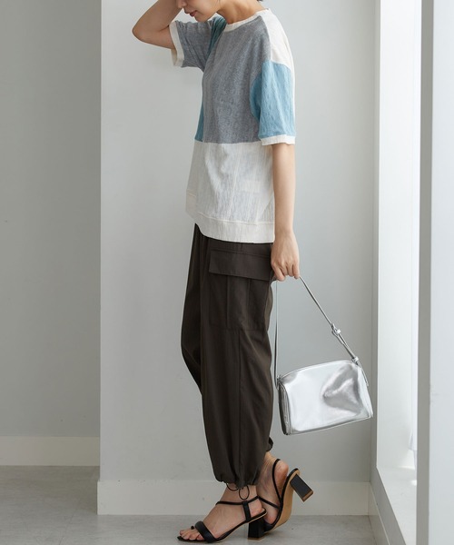 BELLUNA PLUS(ベルーナ)の「ミニケーブル柄パッチワーク風プルオーバー(Tシャツ/カットソー・レディース・ブラウン/ワイン/グレー・X-LARGE/LARGE/MEDIUM)」の6枚目の写真