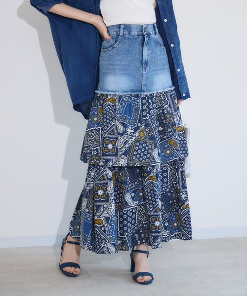 Paradise Picnic(パラダイスピクニック)の「doll up oops デニム柄ティアードスカート(デニムスカート・レディース・アイボリー/ネイビー・FREE)」の1枚目の写真