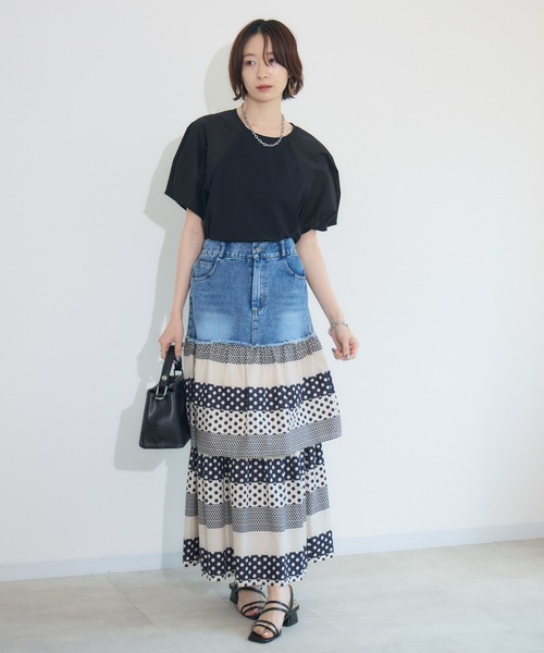 Paradise Picnic(パラダイスピクニック)の「doll up oops デニム柄ティアードスカート(デニムスカート・レディース・アイボリー/ネイビー・FREE)」の3枚目の写真