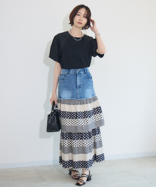 Paradise Picnic(パラダイスピクニック)の「doll up oops デニム柄ティアードスカート(デニムスカート・レディース・アイボリー/ネイビー・FREE)」の4枚目の写真