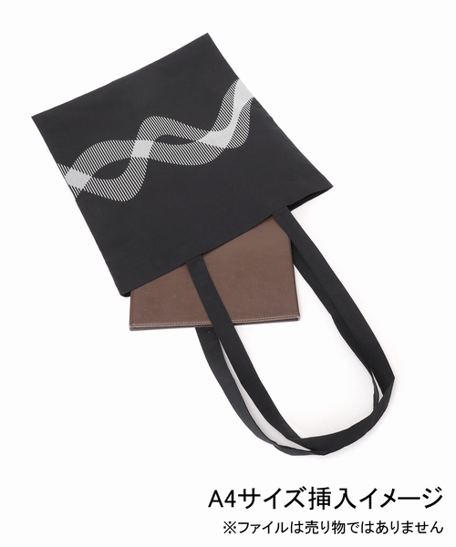 EDIFICE（エディフィス）の「PLASTIC IMAGINE (プラスチックイマジン) 別注 トート バッグ（クラッチバッグ・メンズ・ネイビー/レッド/アイボリー/ブラック・FREE）」の9枚目の写真