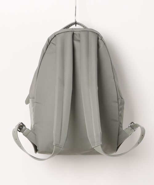 STELLA McCARTNEY（ステラマッカートニー）の「Falabella Backpack / ファラベラ バックパック（バックパック/リュック・レディース・ライトグレー・ONE SIZE）」の5枚目の写真