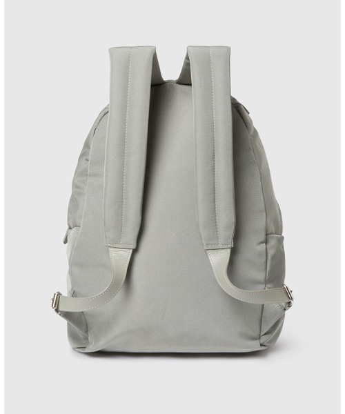 STELLA McCARTNEY（ステラマッカートニー）の「Falabella Backpack / ファラベラ バックパック（バックパック/リュック・レディース・ライトグレー・ONE SIZE）」の3枚目の写真