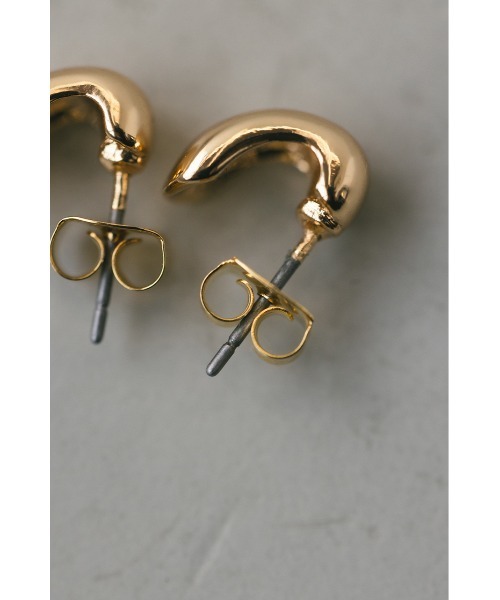 STYLEMIXER(スタイルミキサー)の「ミニマルライトピアス(ピアス(両耳用)・レディース・ゴールド/シルバー・FREE)」の16枚目の写真