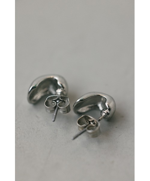 STYLEMIXER(スタイルミキサー)の「ミニマルライトピアス(ピアス(両耳用)・レディース・ゴールド/シルバー・FREE)」の4枚目の写真