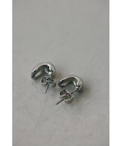 STYLEMIXER(スタイルミキサー)の「ミニマルライトピアス(ピアス(両耳用)・レディース・ゴールド/シルバー・FREE)」の5枚目の写真