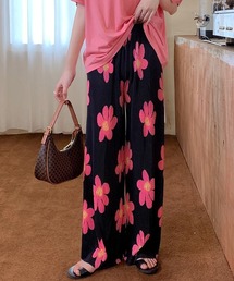 プリーツ」に該当するパンツ（花柄・ボタニカル柄）ファッション