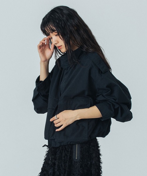 ROSE BUD(ローズバッド)の「(mici)MILITARY JACKET(ミリタリージャケット・レディース・ブラック/ベージュ・ONE SIZE)」の3枚目の写真