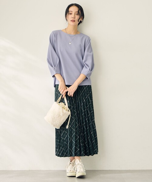 ANY(エニィ)の「コンフォータブル袖タックブラウス(Tシャツ/カットソー・レディース・ブラック系/スカイブルー系/ダークグリーン系/オレンジ系/ライトグレー系・F)」の21枚目の写真
