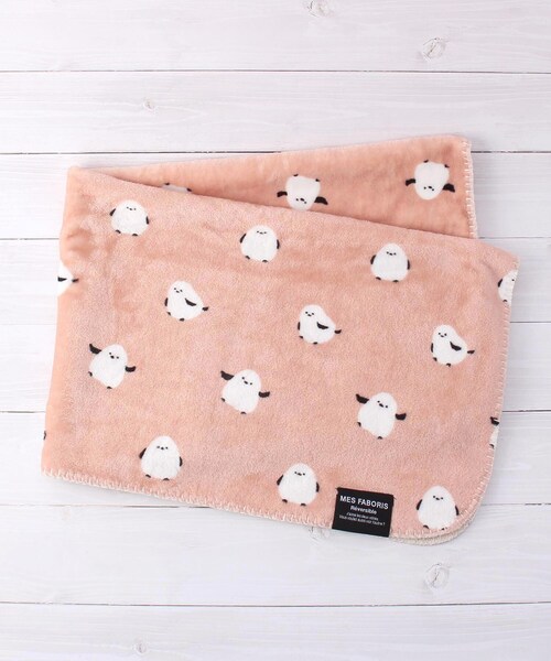 one'sterrace（ワンズテラス）の「【あったか】リバーシブル ブランケット（ブランケット・レディース・ブラック系8/ベージュ系8/ピンク系9/グリーン系5・99）」の4枚目の写真