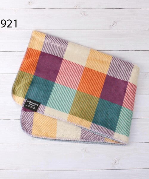 one'sterrace（ワンズテラス）の「【あったか】リバーシブル ブランケット（ブランケット・レディース・ブラック系8/ベージュ系8/ピンク系9/グリーン系5・99）」の8枚目の写真