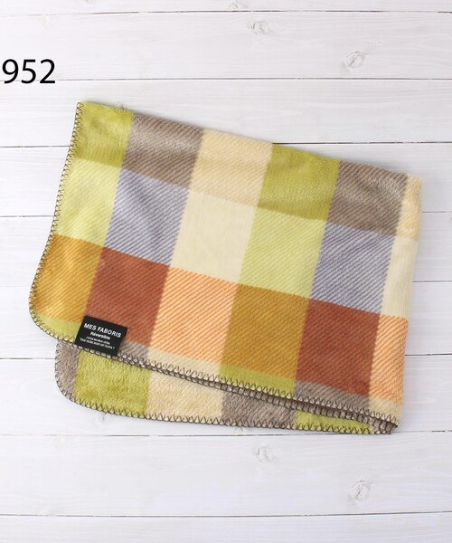 one'sterrace（ワンズテラス）の「【あったか】リバーシブル ブランケット（ブランケット・レディース・ブラック系8/ベージュ系8/ピンク系9/グリーン系5・99）」の9枚目の写真