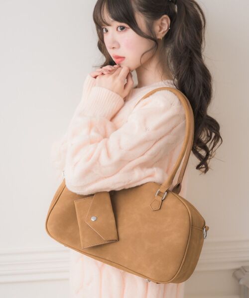 ems excite（エムズエキサイト）の「BIGボストンバッグ（ショルダーバッグ・レディース・ブラック/ブラウン/キャメル・ONE SIZE）」の3枚目の写真