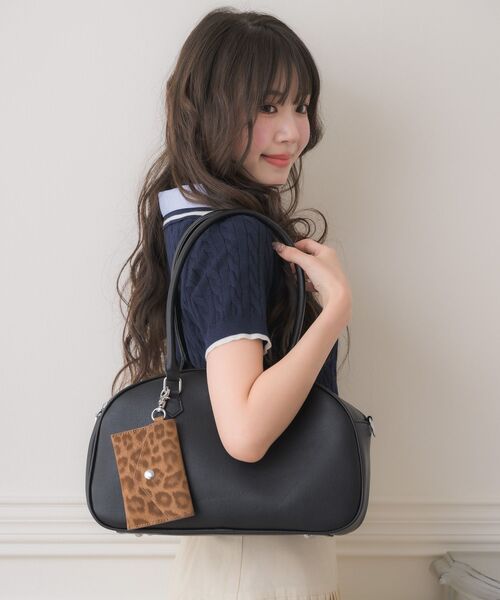 ems excite（エムズエキサイト）の「BIGボストンバッグ（ショルダーバッグ・レディース・ブラック/ブラウン/キャメル・ONE SIZE）」の8枚目の写真