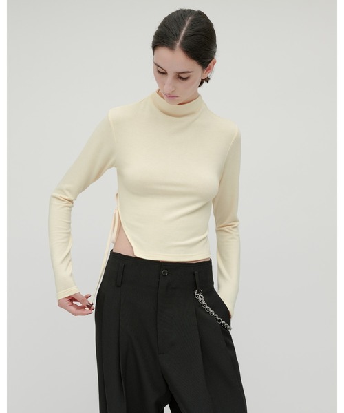 kiehtova（キエトヴァ）の「【kiehtova】SMOOTH SIDE SLIT TOPS/スムース サイドスリット トップス（Tシャツ/カットソー・レディース・アイボリー/グレー/ブラック・FREE）」の13枚目の写真