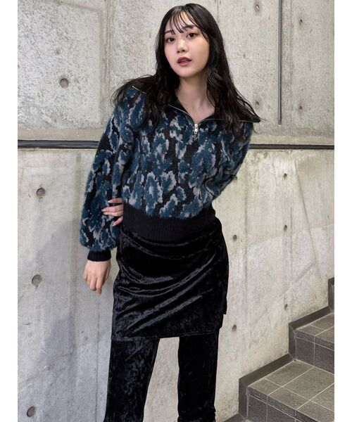 MURUA(ムルーア)の「スカートレイヤードシャーリングベロアパンツ(その他パンツ・レディース・ブラウン/ブラック・2/1)」の6枚目の写真