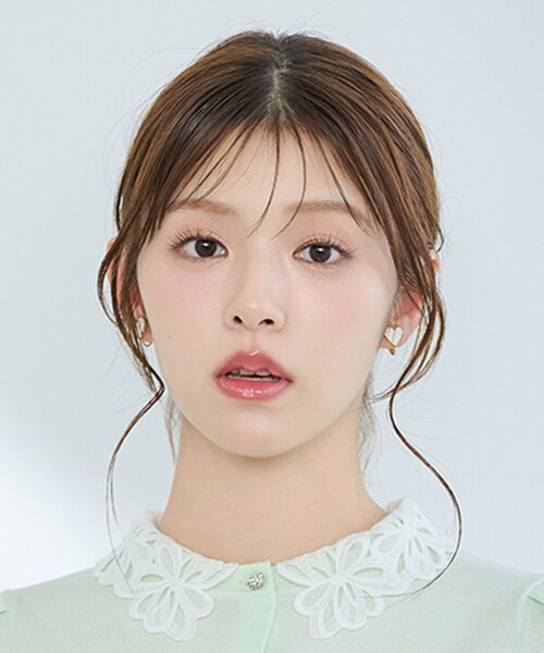 TOCCA(トッカ)の「WITH HEART EARRINGS イヤリング(イヤリング・レディース・ブラック系/ホワイト系・F)」の7枚目の写真