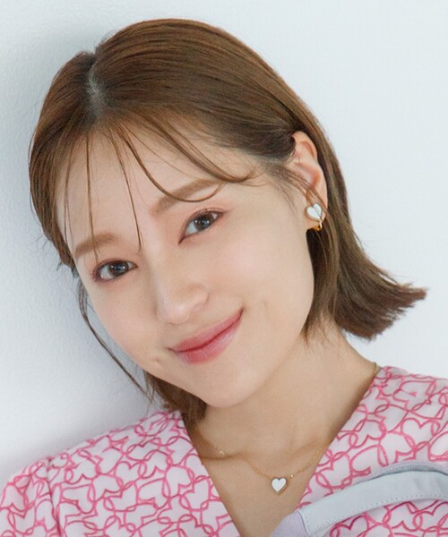 TOCCA(トッカ)の「WITH HEART EARRINGS イヤリング(イヤリング・レディース・ブラック系/ホワイト系・F)」の14枚目の写真