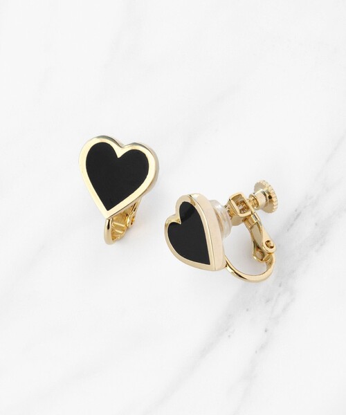 TOCCA(トッカ)の「WITH HEART EARRINGS イヤリング(イヤリング・レディース・ブラック系/ホワイト系・F)」の22枚目の写真