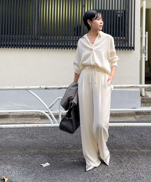 NOLLEY’S Sophi（ノーリーズソフィ）の「《morisachiシリーズとセットアップ対応》ウォッシャブルダブルサテンスキッパーブラウス（シャツ/ブラウス・レディース・キナリ/ネイビー/ブラウン・38）」の10枚目の写真