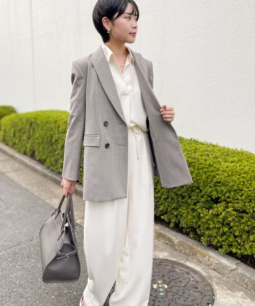 NOLLEY’S Sophi（ノーリーズソフィ）の「《morisachiシリーズとセットアップ対応》ウォッシャブルダブルサテンスキッパーブラウス（シャツ/ブラウス・レディース・キナリ/ネイビー/ブラウン・38）」の11枚目の写真