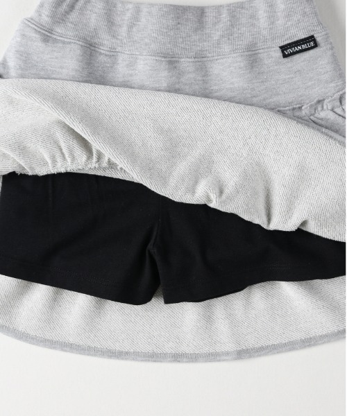 Right-on（ライトオン）の「【VIVIAN BLUE】裏毛ティアードミニスカート（ティアードデザイン/ラメ入り素材/インナーパンツ付き/華やかカジュアル）（スカート・キッズ・グレー/ブラック・130/140/150/160）」の5枚目の写真